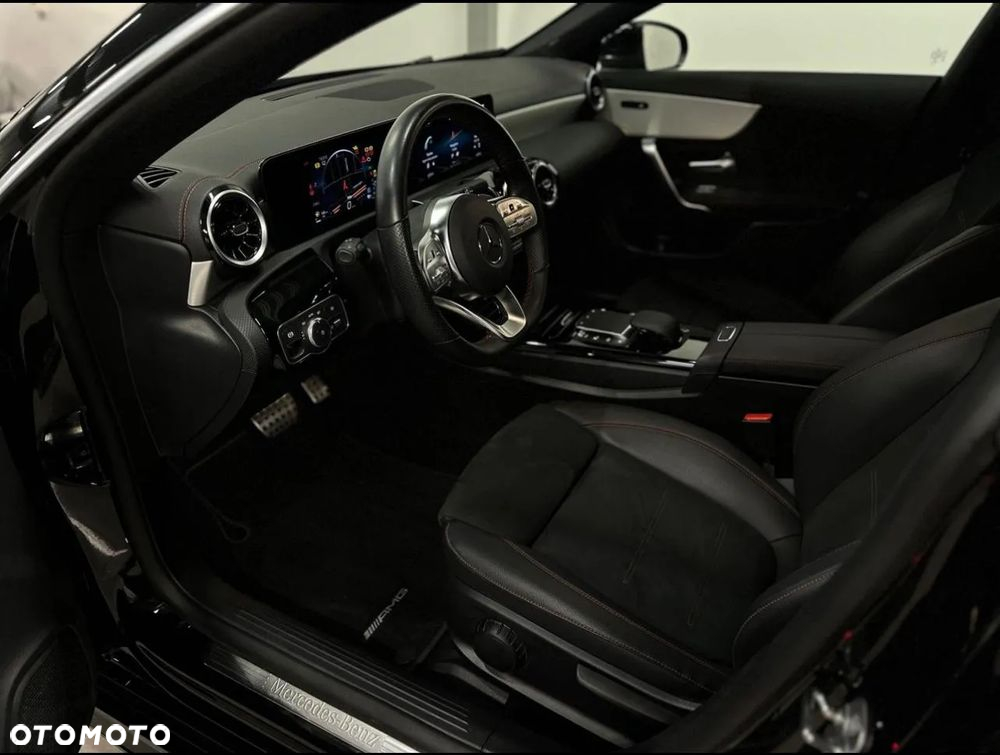 Mercedes-Benz CLA - 5