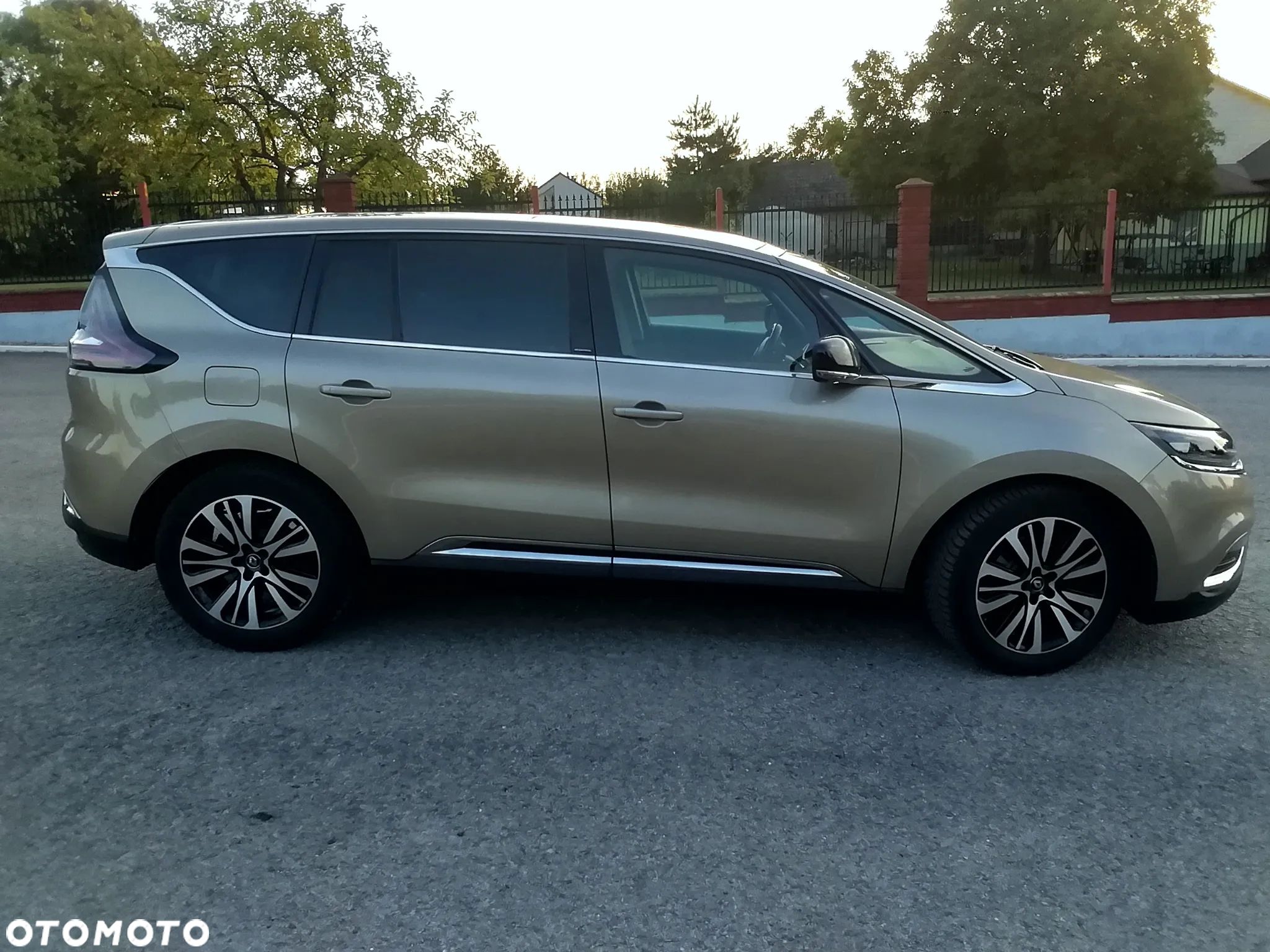 Renault Espace 1.6 dCi Energy Initiale Paris EDC 7os - 1