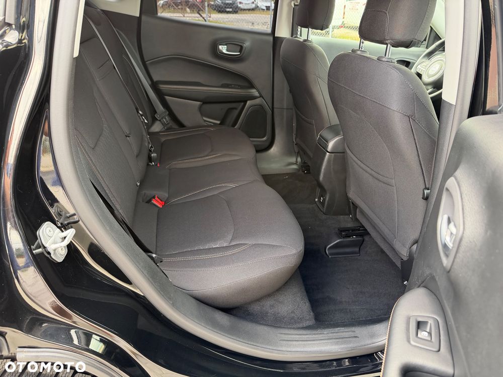 Jeep Compass 1.4 MultiAir Sport - 14