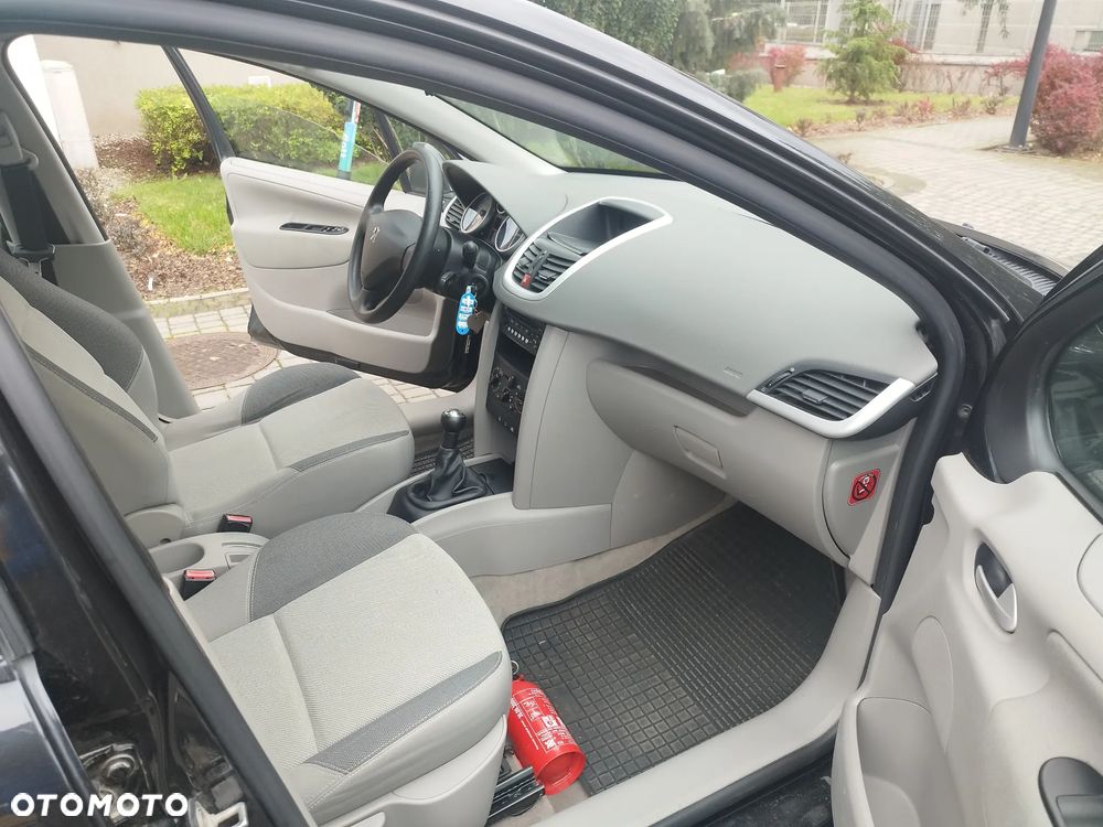 Peugeot 207 1.4 Presence - 15