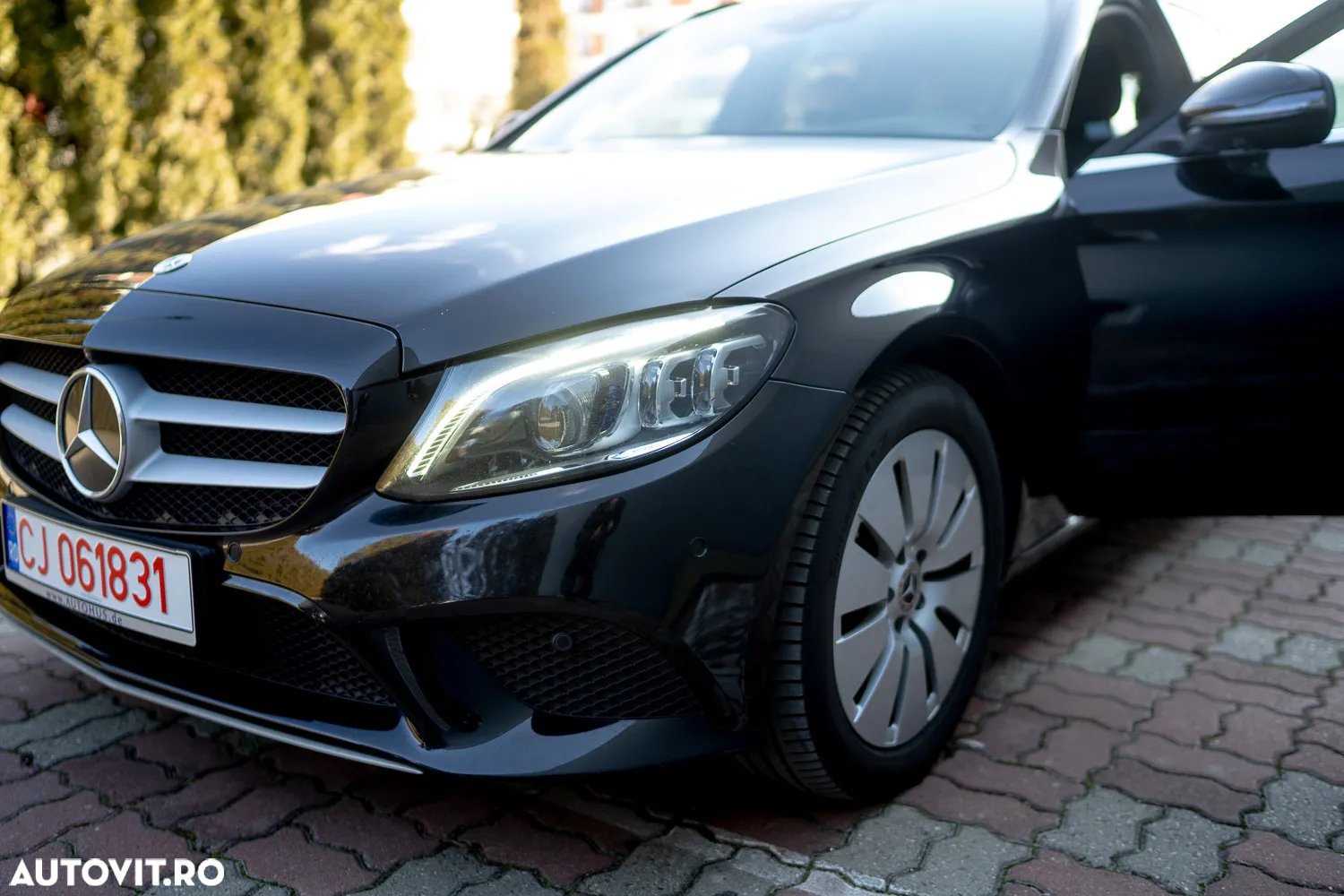 Mercedes-Benz C 220 d T 9G-TRONIC Avantgarde - 17