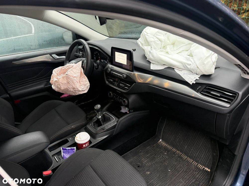 Ford Focus SW 1.5 EcoBlue Titanium - 6