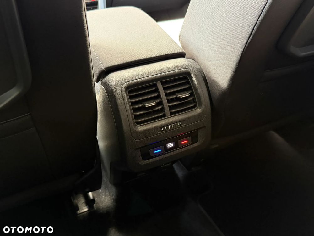 Volkswagen Touran 2.0 TDI BMT Comfortline Plus DSG - 15