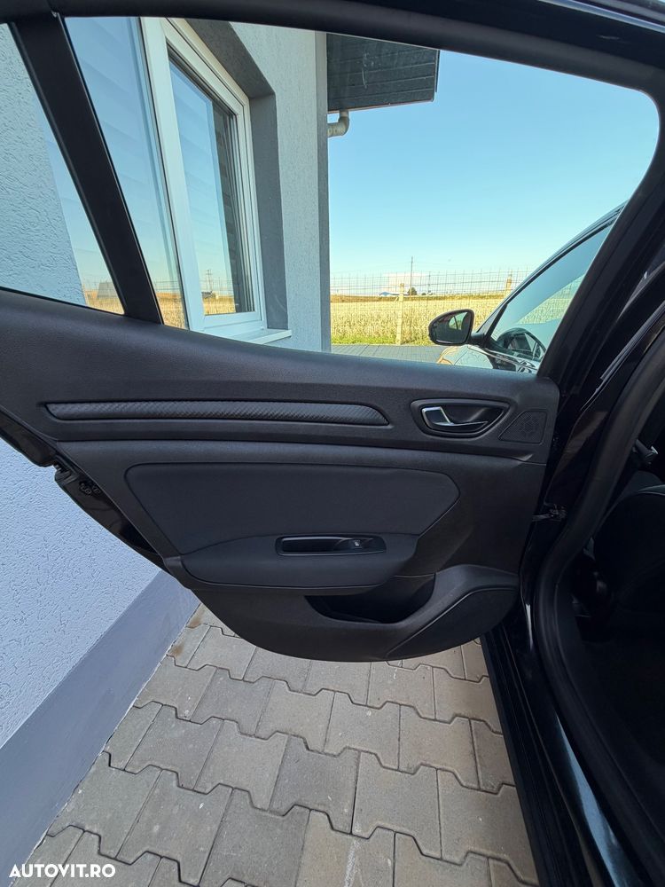 Renault Megane TCe GPF Limited - 17