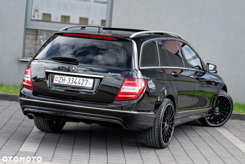 Mercedes-Benz Klasa C 250 CDI DPF Automatik BlueEFFICIENCY Special Edition - 12