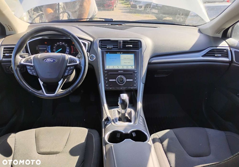 Ford Mondeo - 7
