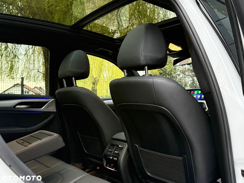 BMW X3 xDrive20d MHEV xLine sport - 28