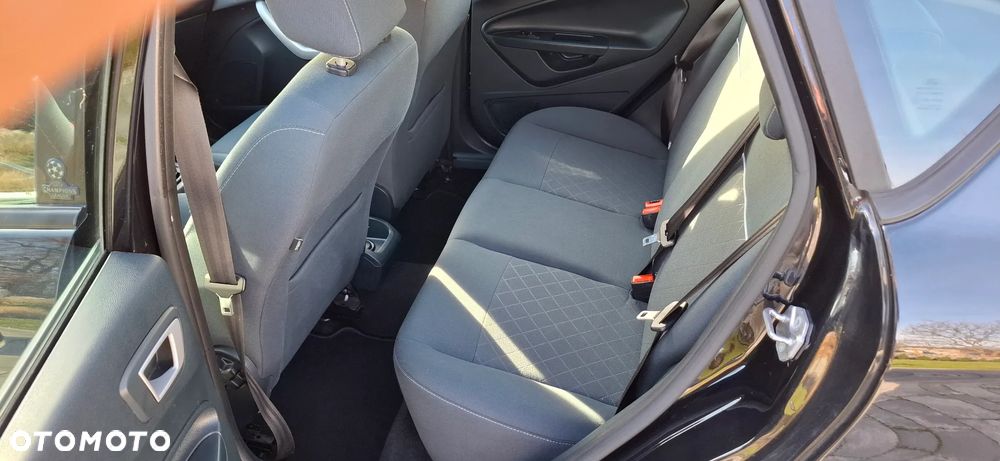 Ford Fiesta 1.25 Champions Edition - 9