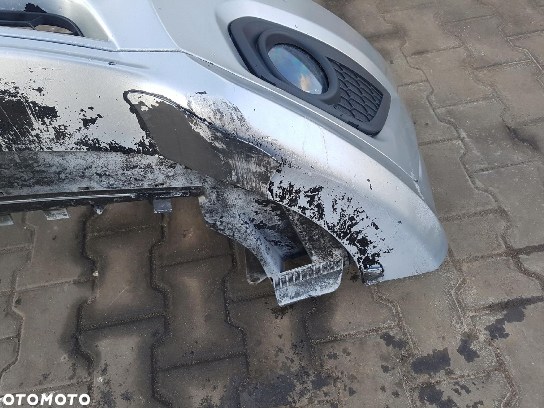 VOLVO C30 LIFT 10-12r ZDERZAK PRZÓD R-DESIGN - 7