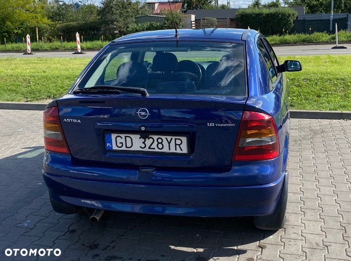 Opel Astra II 1.6 - 3