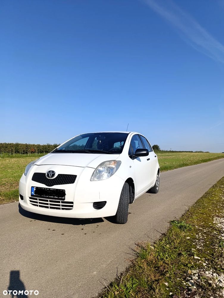 Toyota Yaris - 3