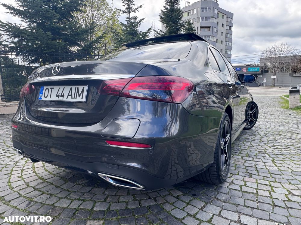 Mercedes-Benz E - 11