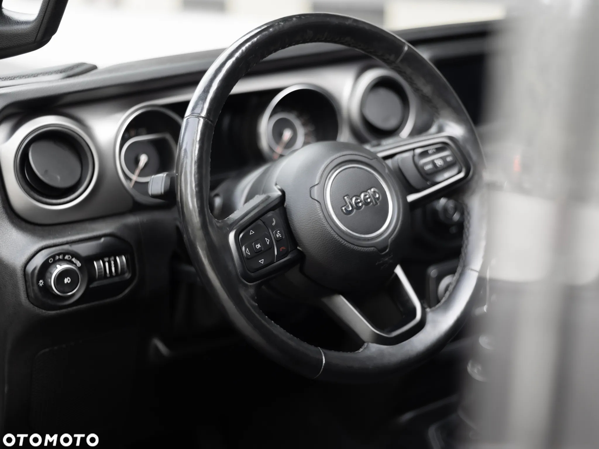 Jeep Wrangler Unlimited Hard-Top 3.6 Automatik X - 12