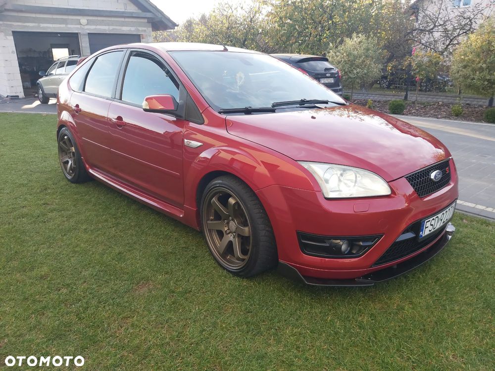 Ford Focus 2.5 ST - 9
