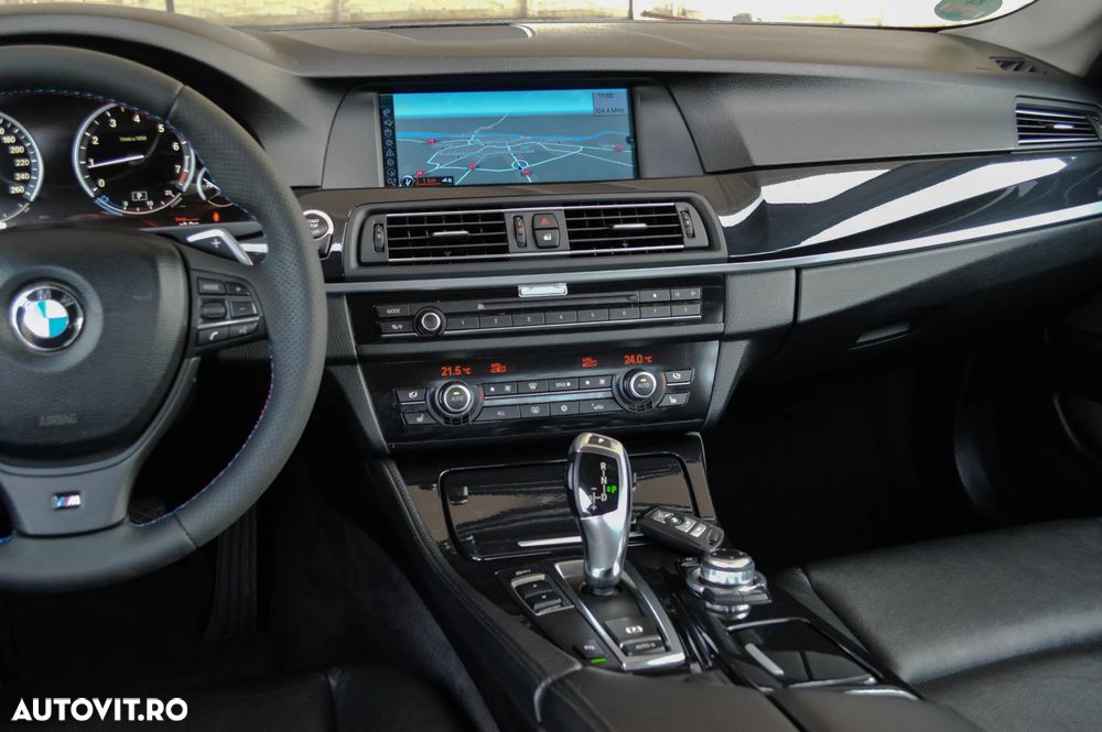 BMW Seria 5 520i Aut. Luxury Line - 22