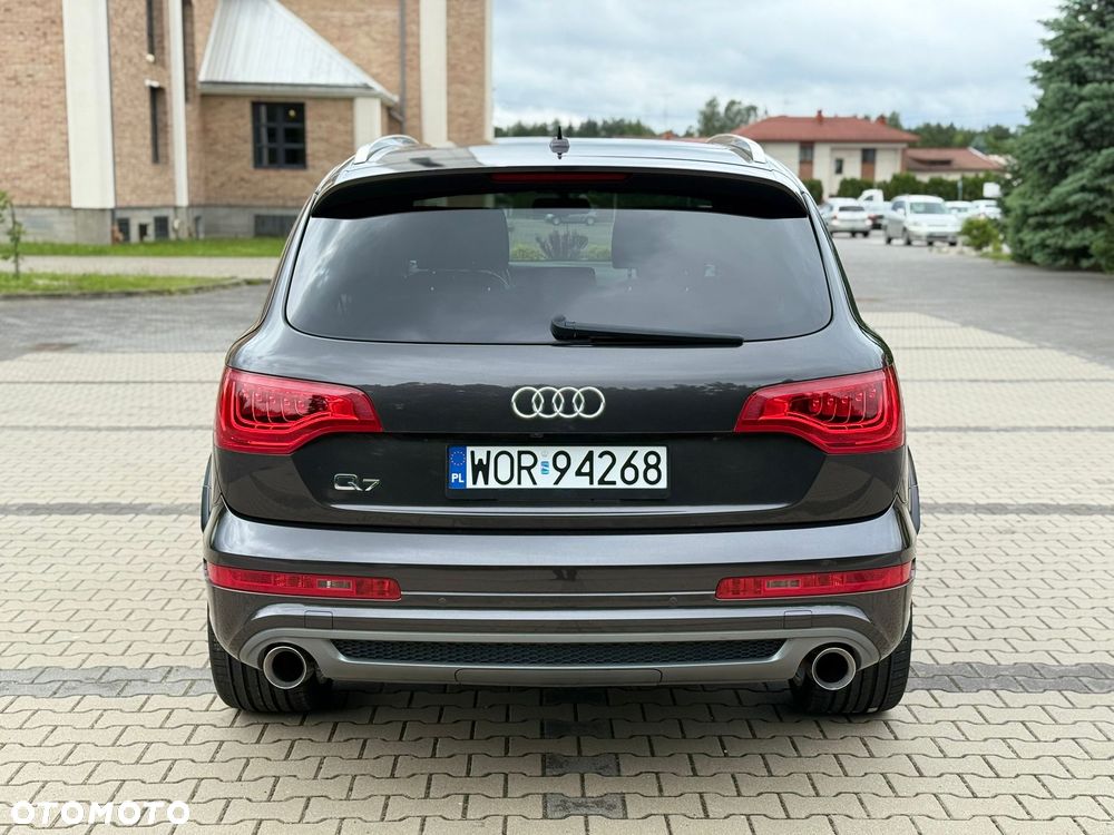 Audi Q7 - 36