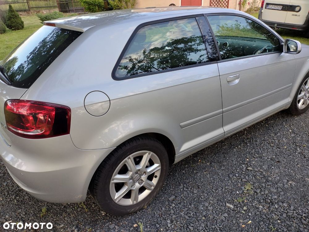 Audi A3 3-drzwiowe 1.4 TFSI S tronic Ambiente - 5