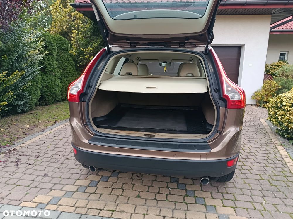 Volvo XC 60 - 6
