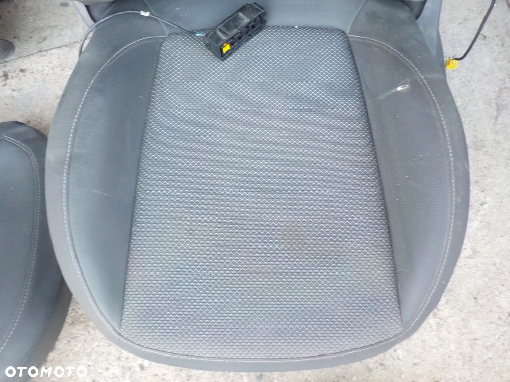 OPEL CORSA D FOTELE KANAPA PÓŁSKÓRA BOCZKI 5 DRZWI - 10