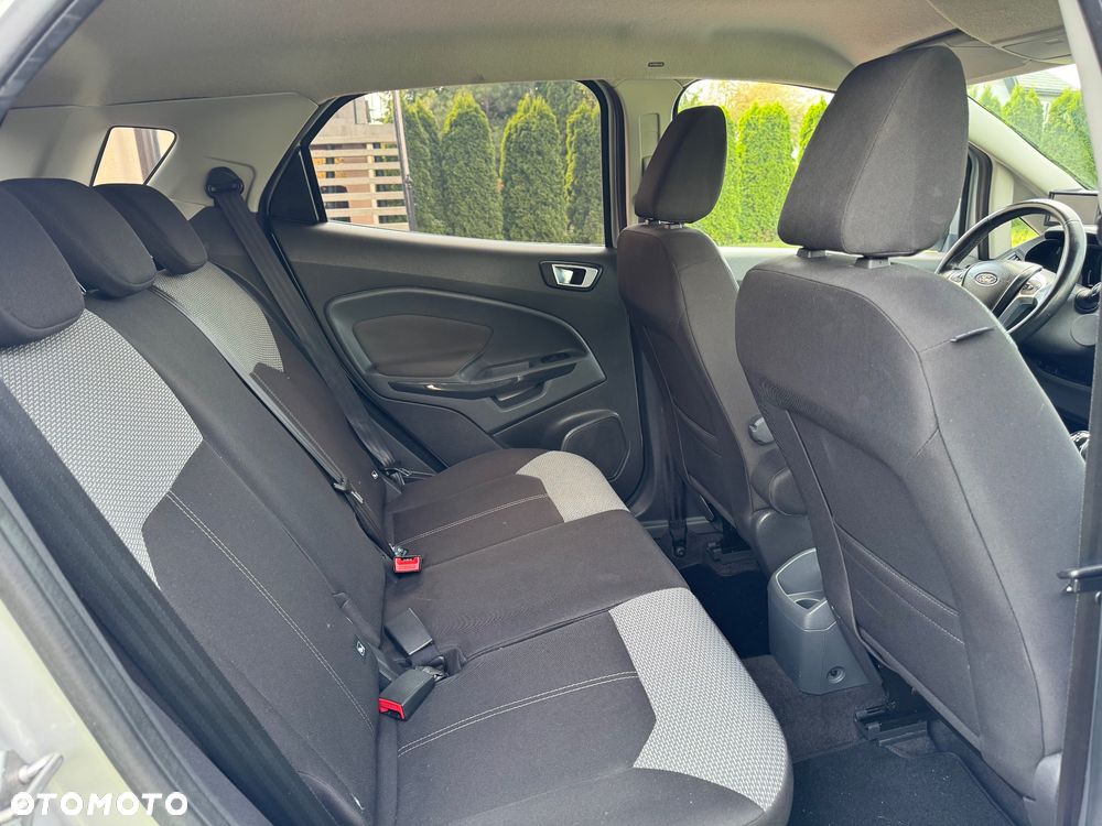 Ford EcoSport 1.5 TDCi TITANIUM - 19