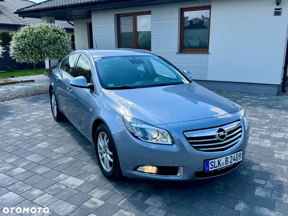 Opel Insignia - 1