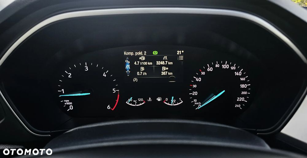 Ford Focus 1.5 EcoBlue SCR Connected - 11