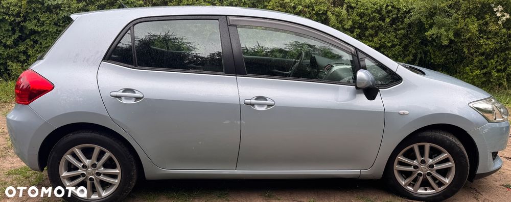Toyota Auris 1.4 VVT-i - 8