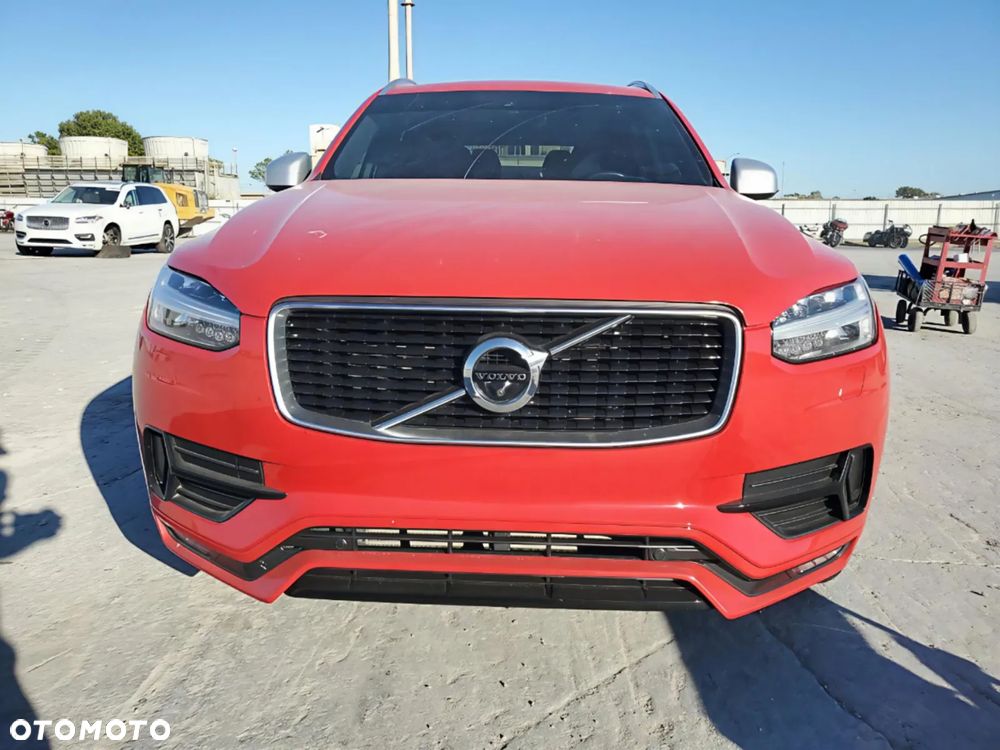 Volvo XC 90 - 2