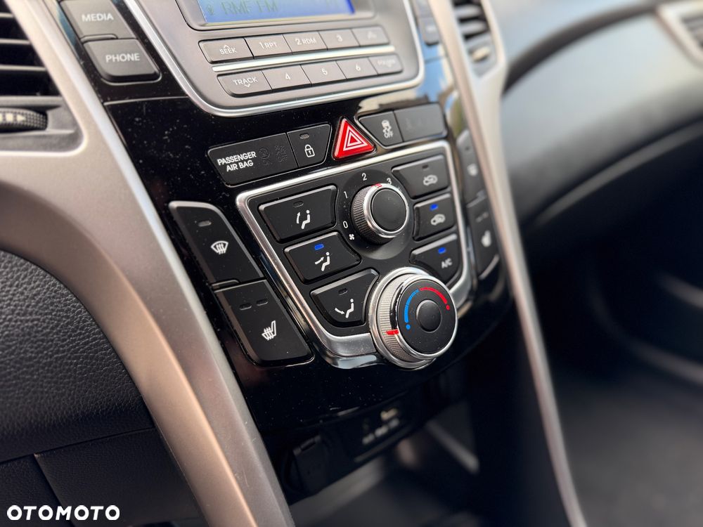 Hyundai i30 - 12