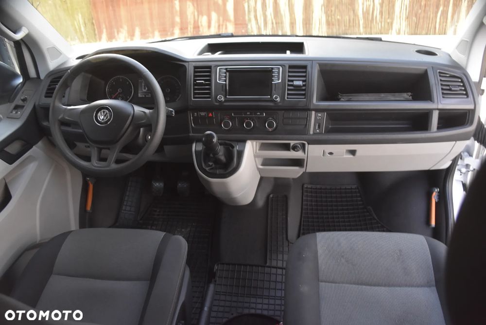 Volkswagen Transporter - 5