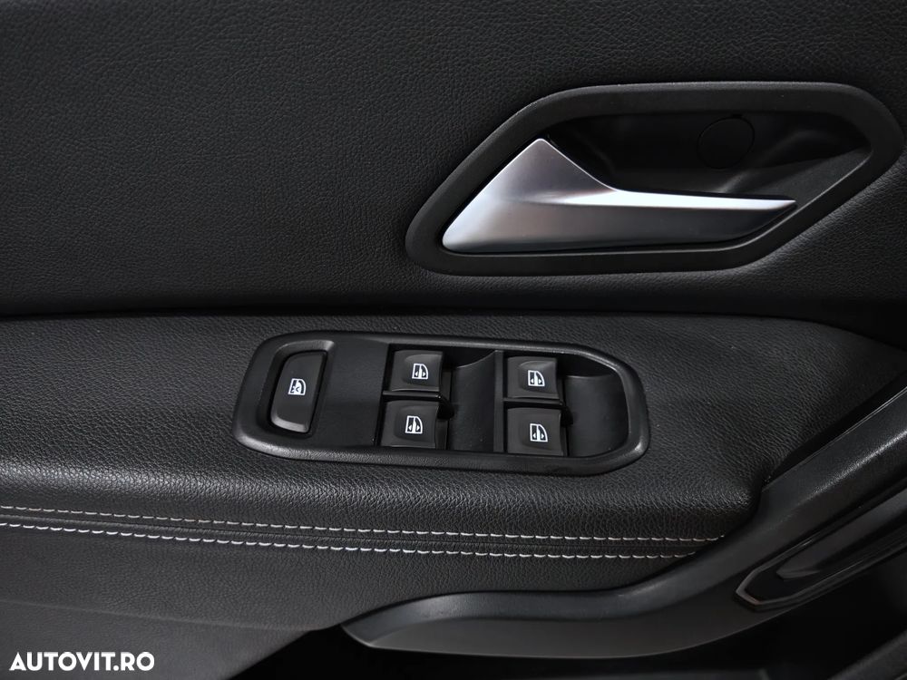 Dacia Duster ECO-G 100 Prestige - 27