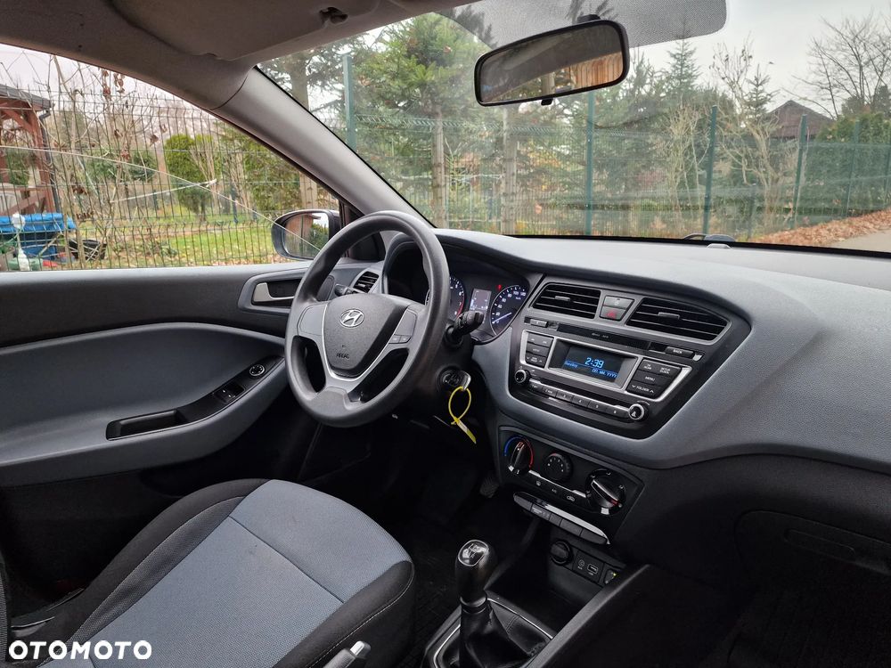 Hyundai i20 1.2 Classic + - 22