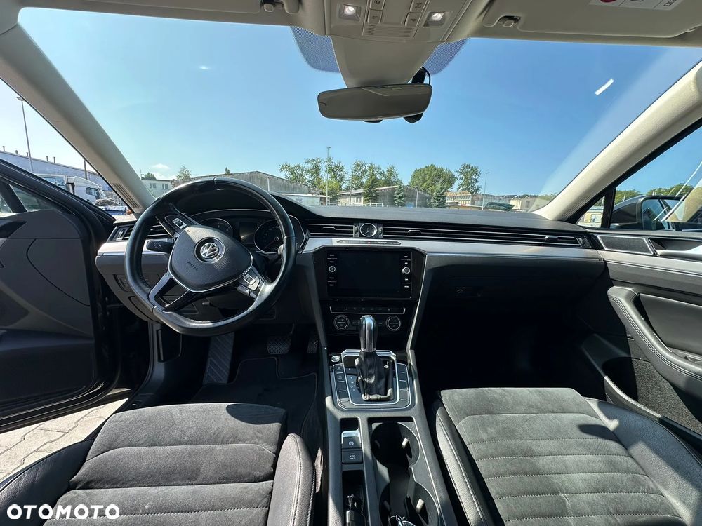 Volkswagen Passat - 14