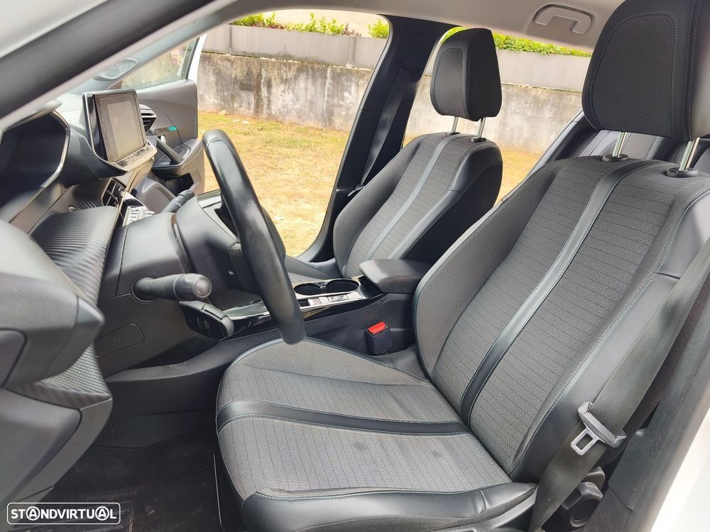 Peugeot 2008 BlueHDi 110 Allure Pack - 35