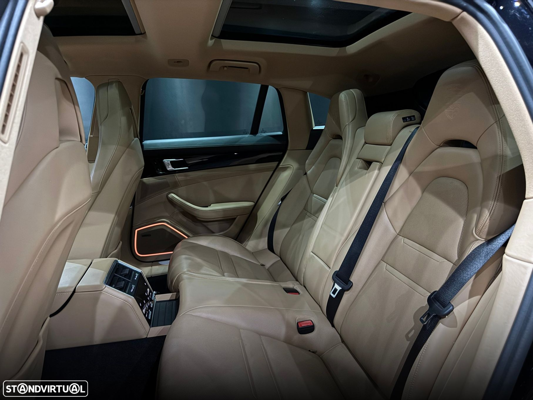 Porsche Panamera Sport Turismo - 45