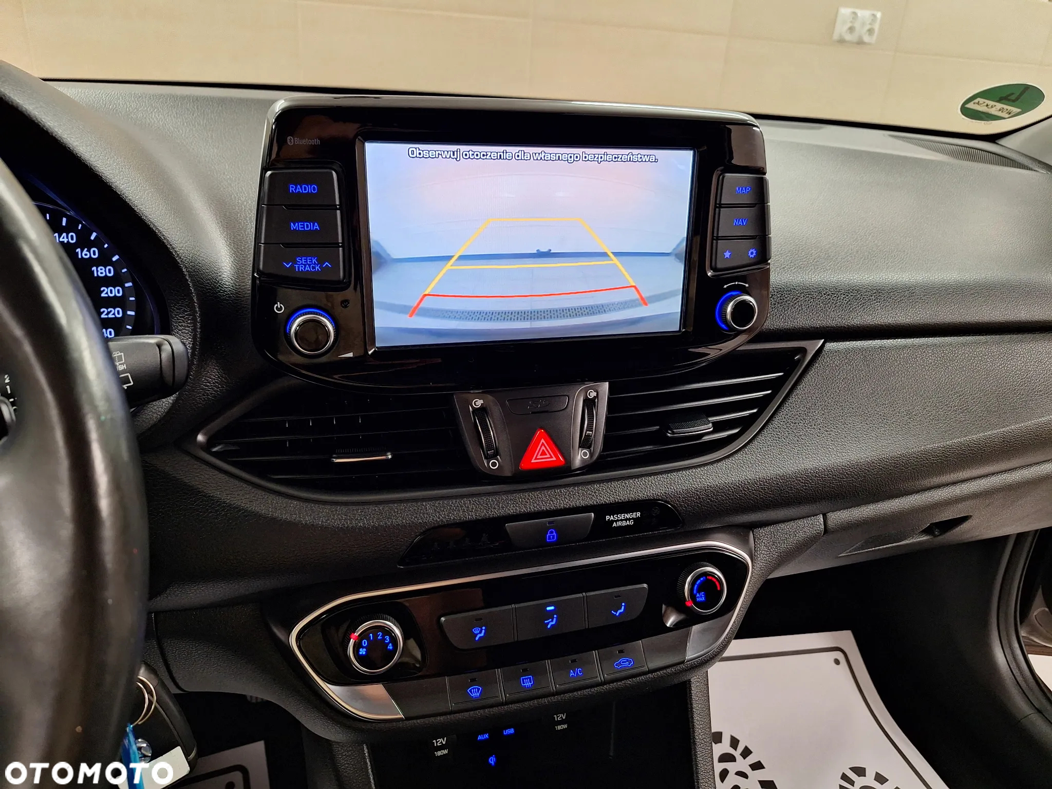 Hyundai i30 1.4 T-GDI DCT Premium - 33
