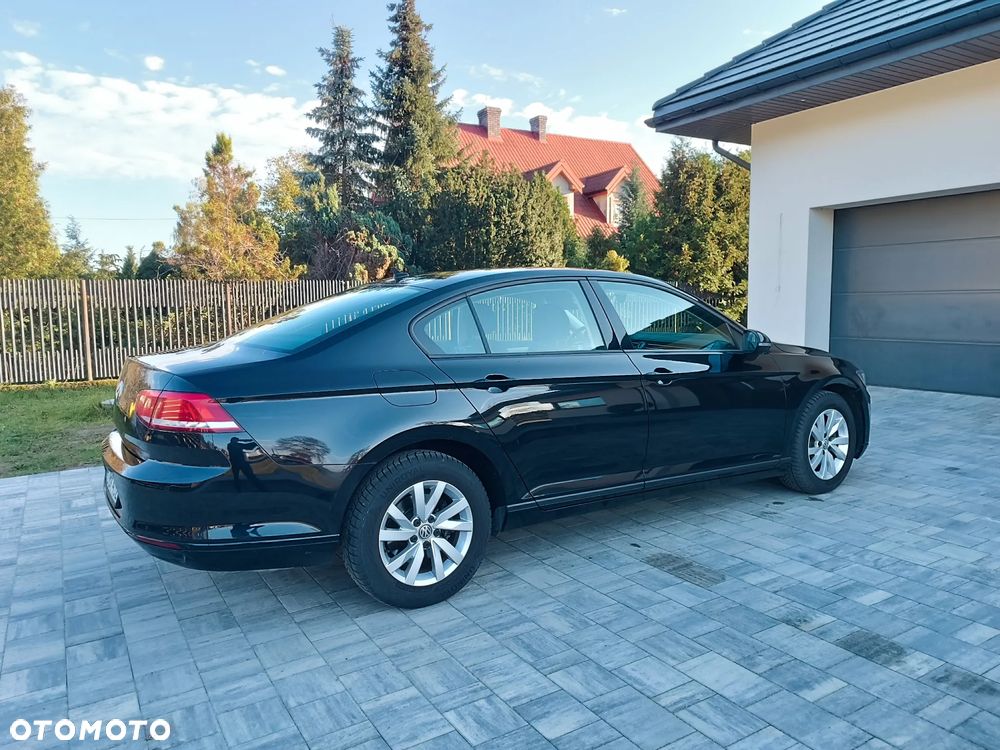 Volkswagen Passat 1.5 TSI EVO Trendline - 4