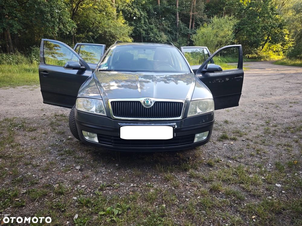 Skoda Octavia 1.6 Combi - 4
