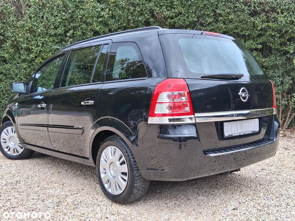 Opel Zafira 1.8 - 3