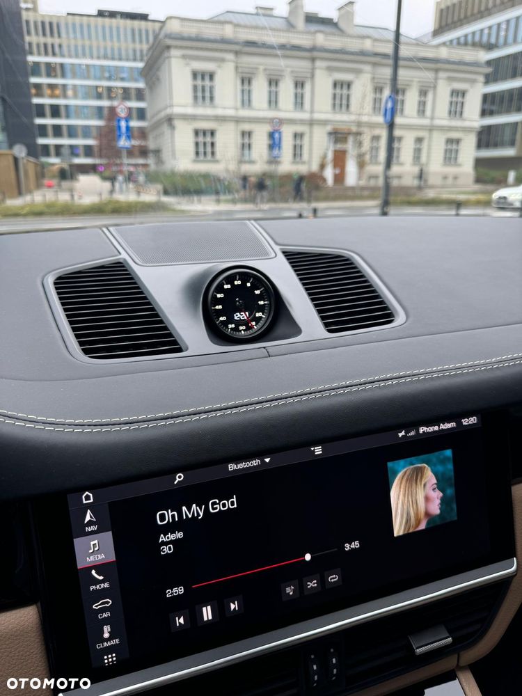 Porsche Cayenne Standard - 6