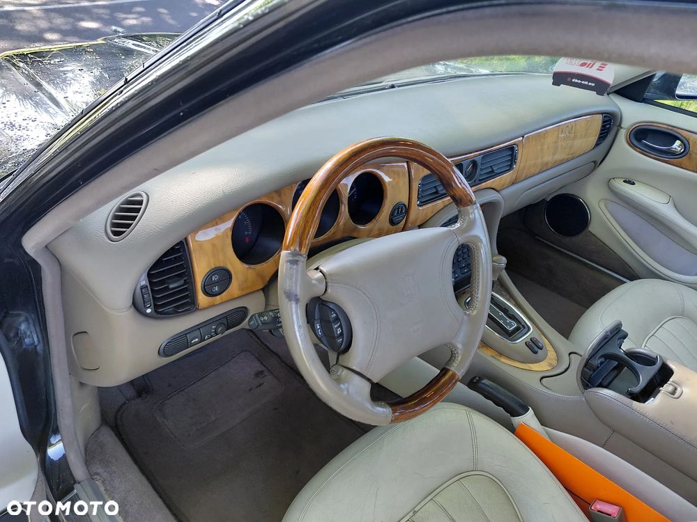 Jaguar XJ 4.0 Executive - 23