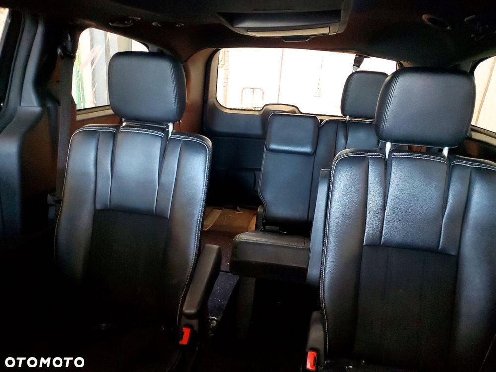 Dodge Grand Caravan 3.6 R/T - 24