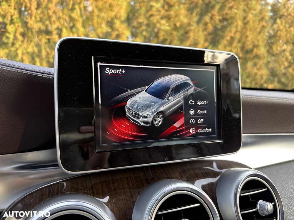 Mercedes-Benz GLC 220 d 4MATIC - 24