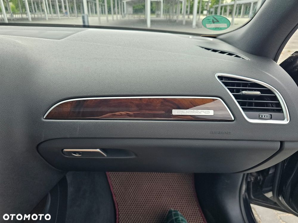 Audi A4 Limousine - 22
