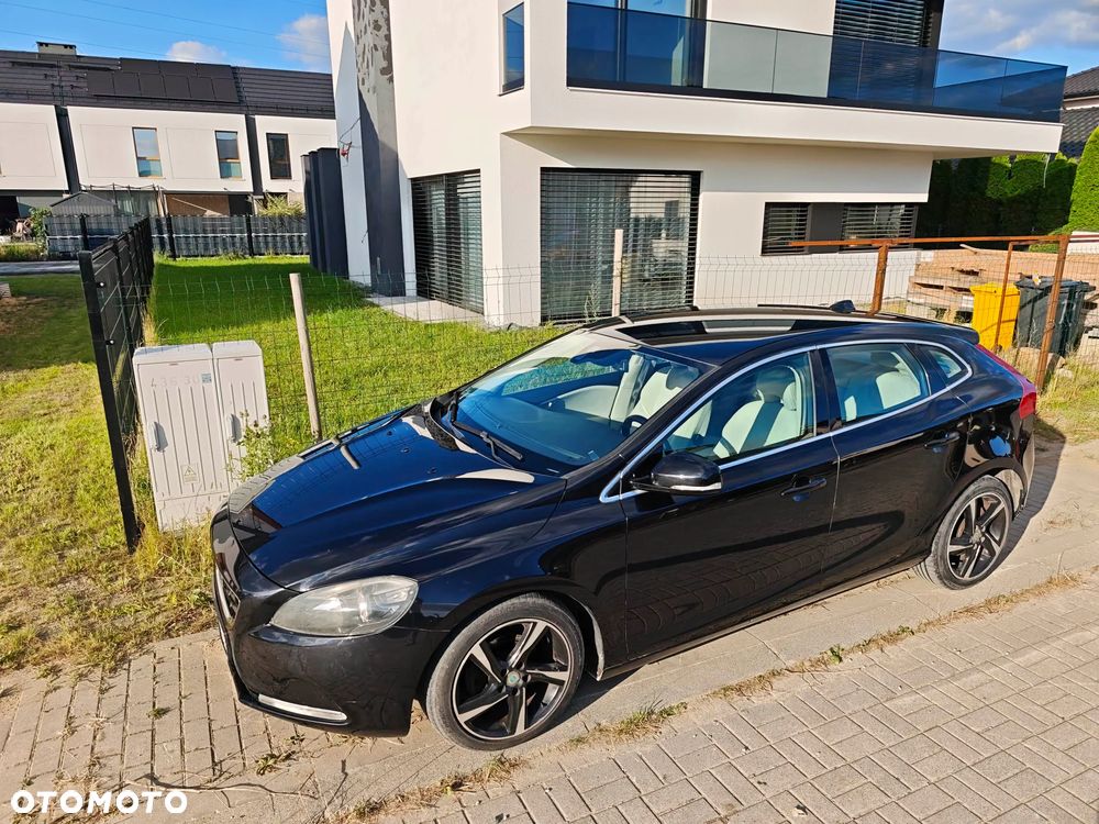 Volvo V40 D2 Momentum - 14