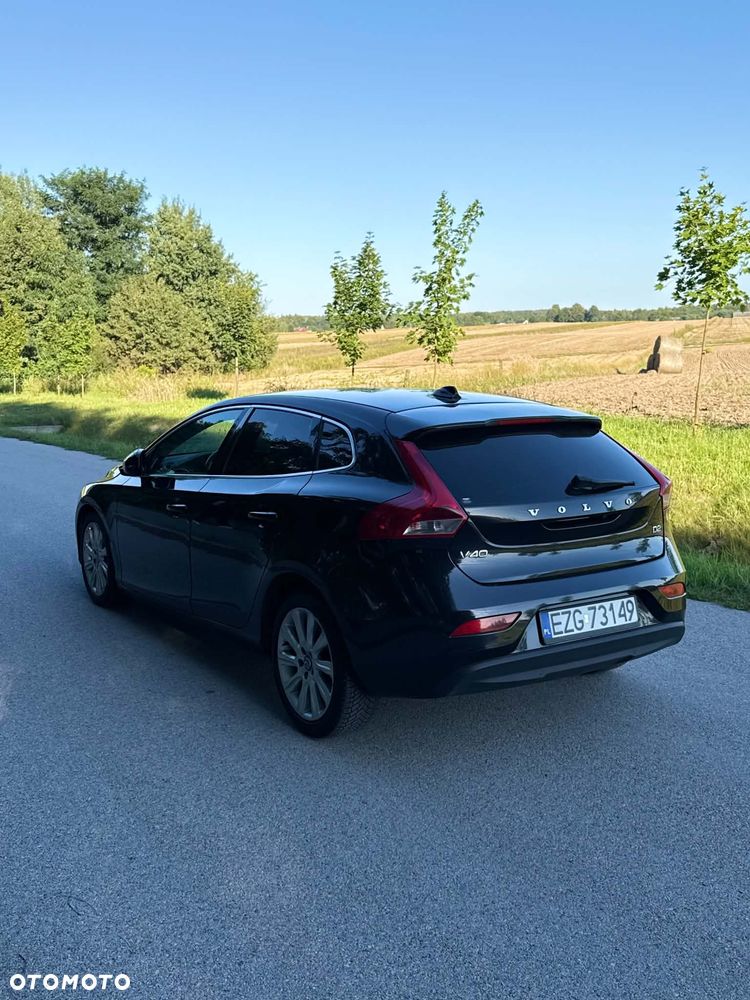 Volvo V40 D2 - 19