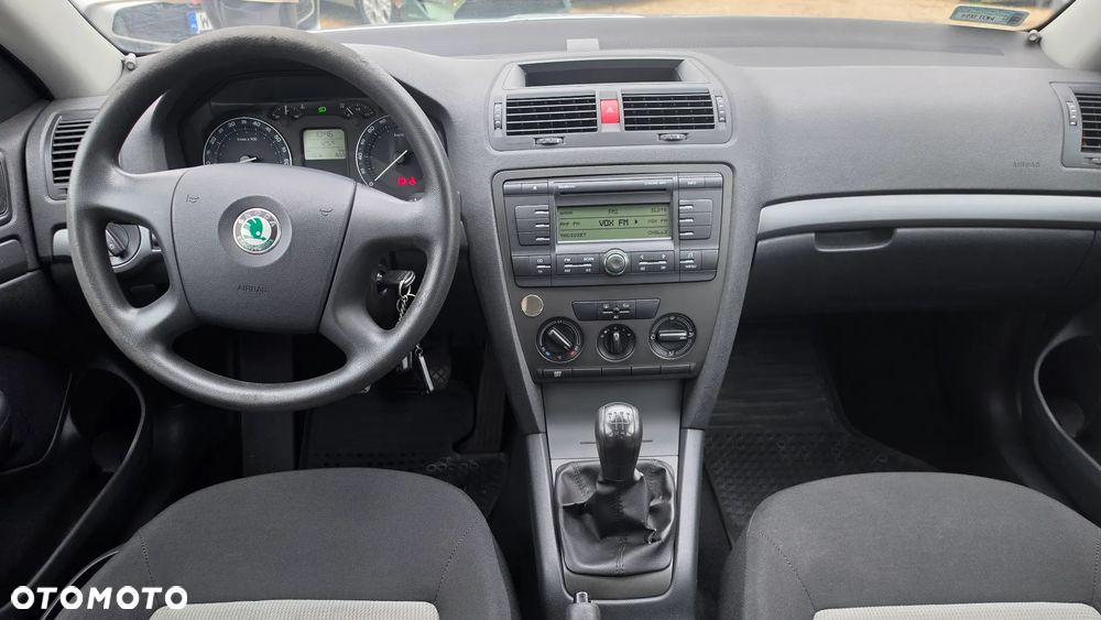 Skoda Octavia 1.6 Mint - 27