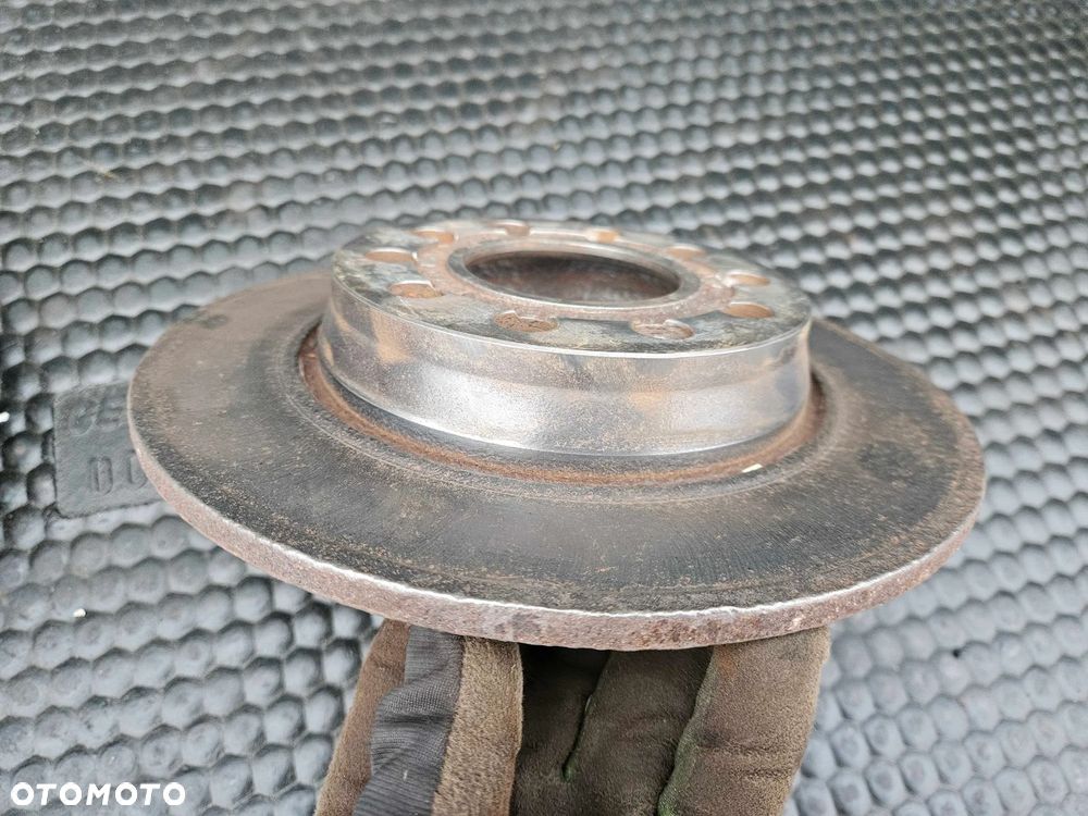 Tarcze Tarcza 8E0615601D 255mm 5x112 Klocki Hamulce Tyl Tylne Audi A4 B6 B7 Oryginalne - 17