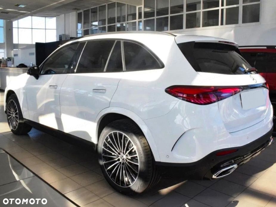 Mercedes-Benz GLC - 2