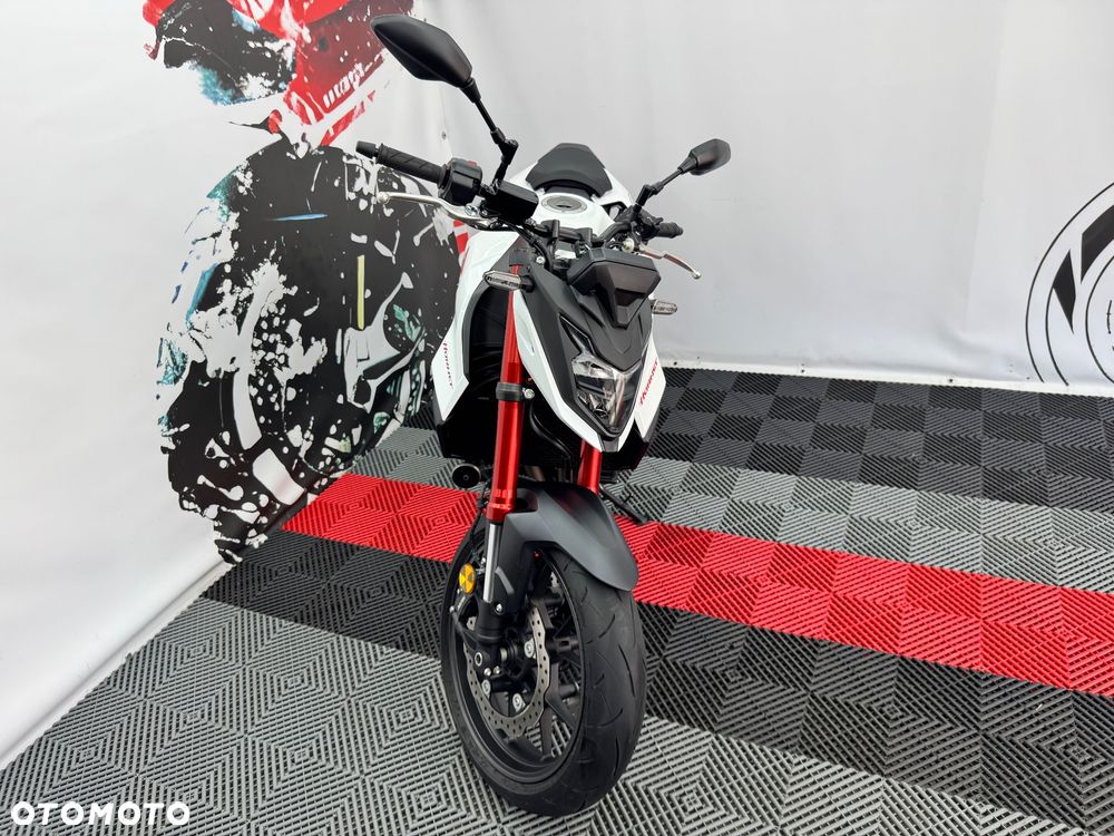 Honda CB - 33